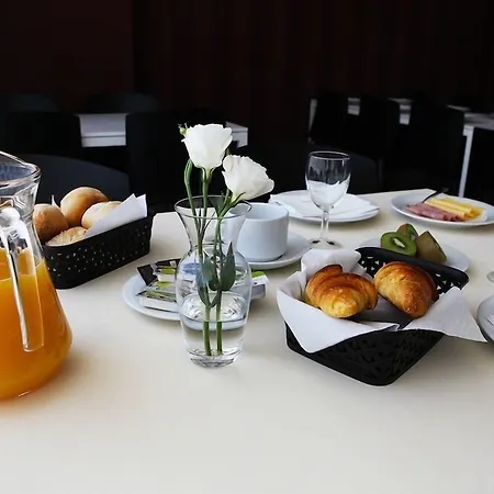 Hotel Azinheira By Ridan Hotels