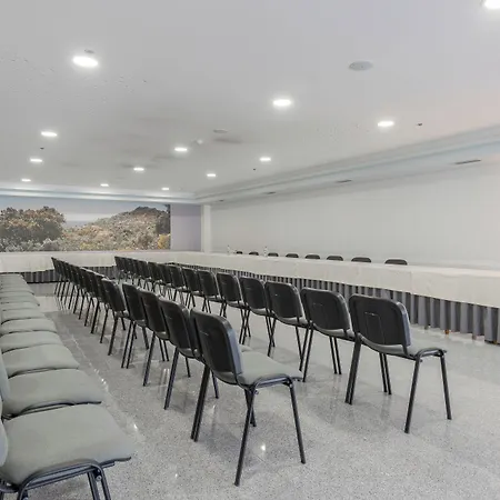 Otel Azinheira By Ridan 3*