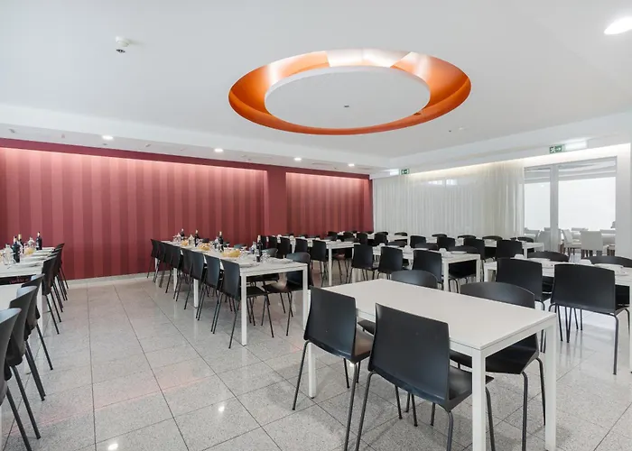 Hotel Azinheira By Ridan